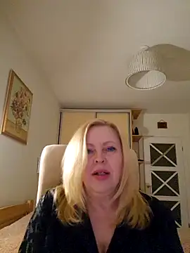 JanieLight53 online show from March 24, 12:38 am