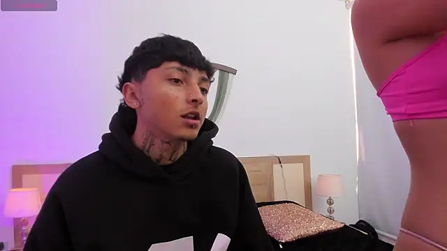 Sky n Zayn online show from April 4, 1:10 pm