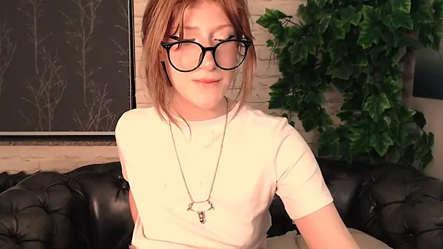 Elvessa Aura online show from March 30, 10:09 pm