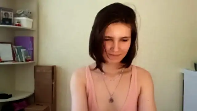 FluffyKisses online show from April 2, 1:41 pm