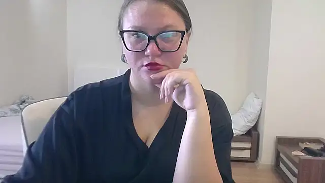 MuseChic Wild online show from August 5, 9:37 am