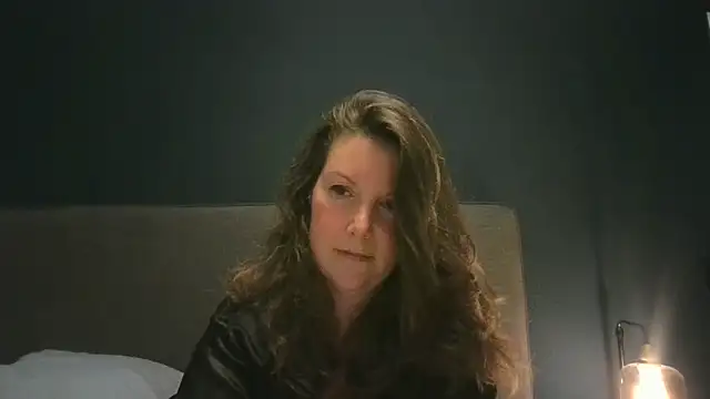 Boobiegirl91 online show from May 17, 7:35 pm