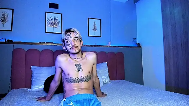 MidnightSinners online show from March 26, 11:17 pm