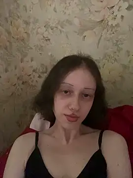 AmanitaXXX69 online show from April 4, 8:24 am