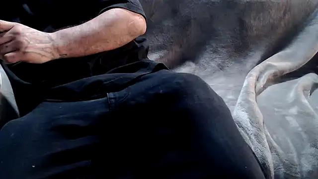 freaky couple  online show from April 3, 1:58 am