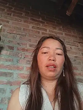 Yellow-pink online show from May 13, 11:21 pm