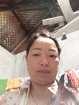 Yellow-pink online show from May 12, 11:11 pm