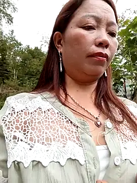 Yellow-pink online show from May 5, 1:08 am