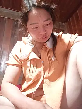 Yellow-pink online show from May 25, 8:02 am