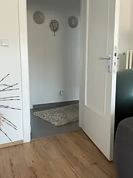 Fiebie licious  online show from March 20, 9:25 am