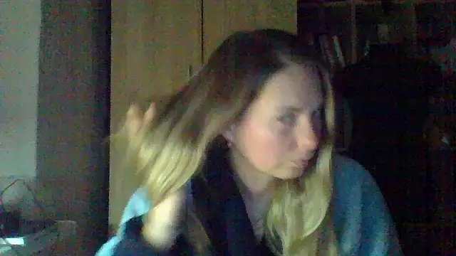 Mollie365 online show from March 10, 5:50 pm