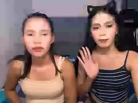 VictoriasBigSecret online show from April 15, 7:58 pm