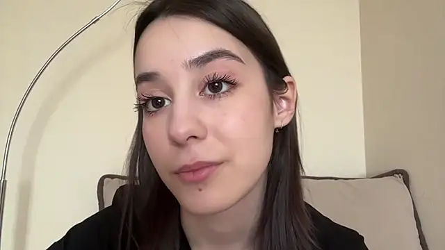 AdeleVelvet online show from March 10, 9:24 am