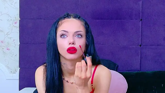 NataliaCroft online show from May 16, 2:05 pm