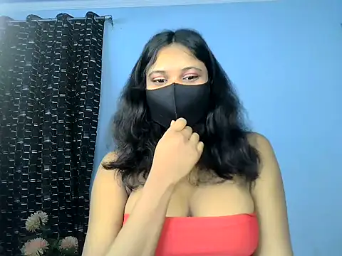 KASHISH SINGH  online show from May 22, 8:51 pm