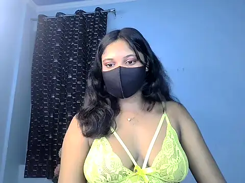 KASHISH SINGH  online show from May 20, 4:15 pm