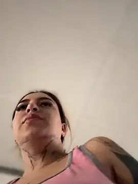 CarolQueen1  online show from May 13, 12:44 pm
