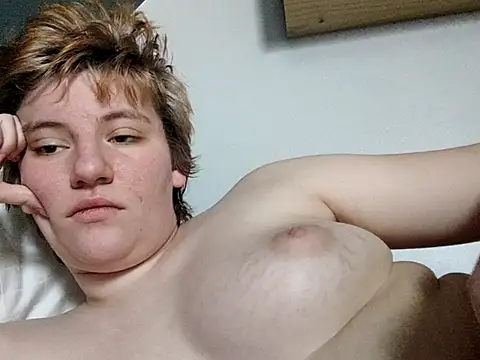 thatcutesubgirlwlw online show from March 22, 5:08 pm