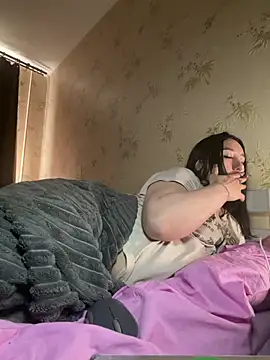 Besthot 2026 online show from April 5, 11:20 am