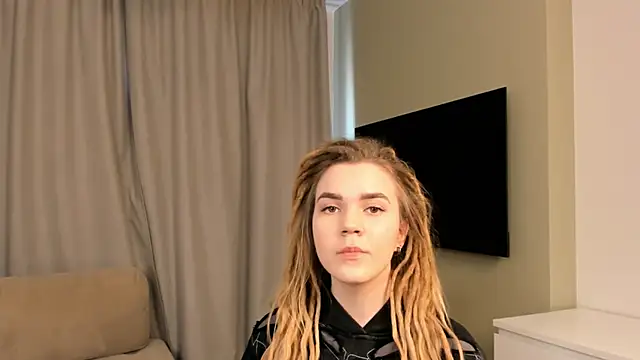 AldaCerrello online show from March 26, 11:34 am