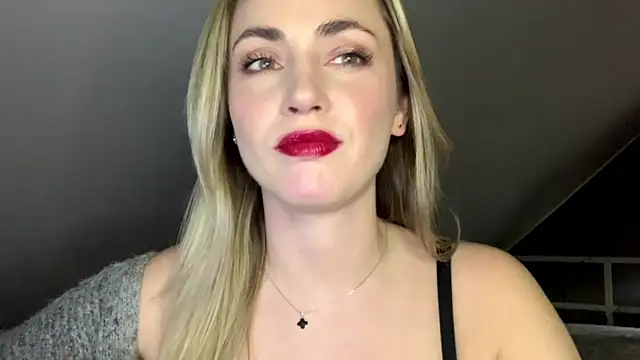 ScarlettSensitive online show from May 7, 3:38 pm