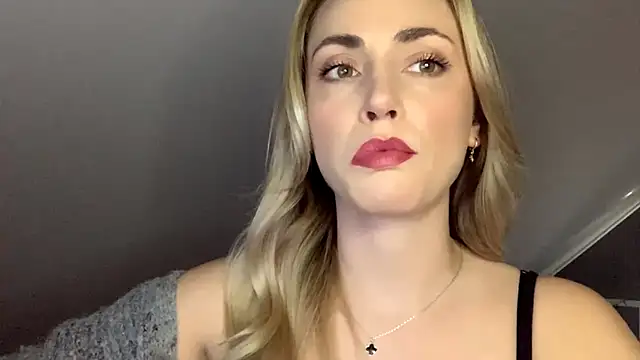 ScarlettSensitive online show from May 13, 2:12 pm