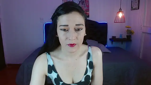 Mylu xx online show from May 22, 1:31 pm