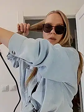 LittleForestELF2 online show from March 13, 12:17 pm