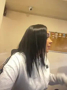 Farah Stone online show from April 4, 12:04 pm