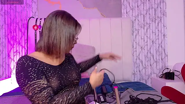LorenaDuval online show from July 13, 1:12 pm