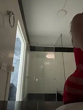 Adalyn Cute online show from May 1, 11:35 am