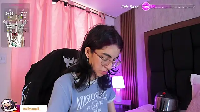Molly A online show from May 22, 3:21 pm