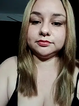 jennyyhottt online show from April 21, 5:47 am