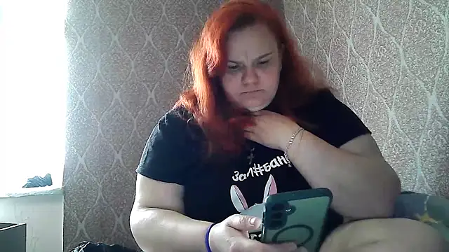 DollyGersonn online show from May 13, 5:46 am