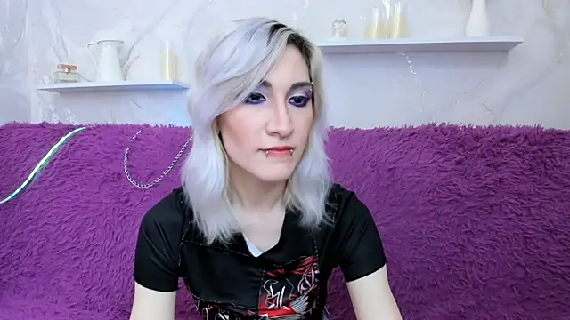DianaBardot online show from May 2, 9:12 am