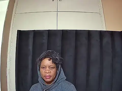 JoycyQueen online show from July 8, 2:41 pm