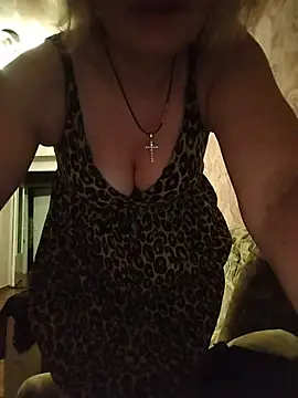 NataLilu826 online show from May 24, 7:13 pm
