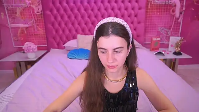 LittleJulii online show from March 25, 4:21 pm