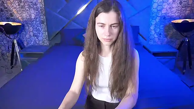 LittleJulii online show from March 23, 4:02 pm