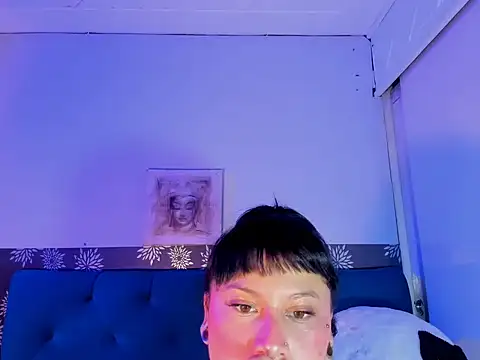 brunne eva online show from May 6, 5:33 am