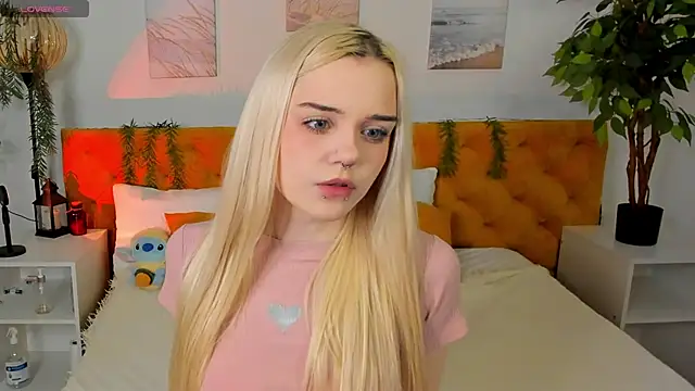 Mimi angels online show from May 23, 1:15 am