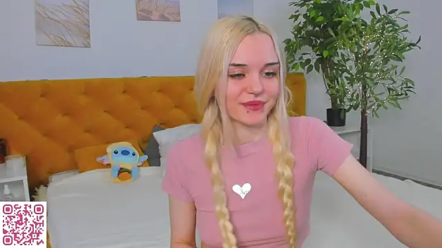 Mimi angels online show from May 7, 1:43 am