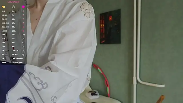 SunnyLeia online show from March 25, 7:44 am