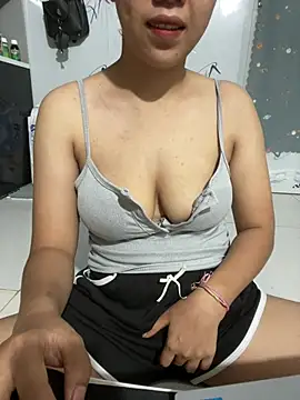 Numhan online show from May 11, 1:46 pm