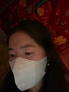 Nana-cute- online show from March 19, 1:15 pm