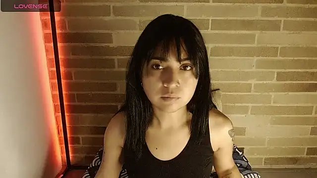 sweet-little online show from May 27, 12:24 pm