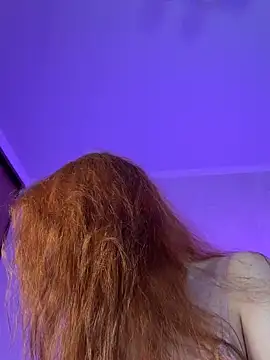 RedheadQueen  online show from March 27, 1:23 pm