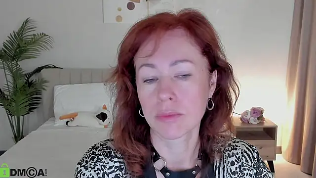 LeticiaRomano online show from May 9, 4:25 am