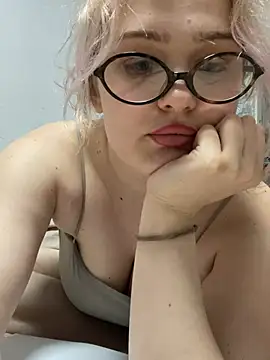 keeeessyyy online show from May 20, 4:37 pm