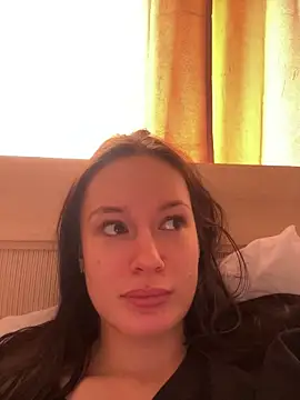 AuraaNova online show from March 31, 4:12 am